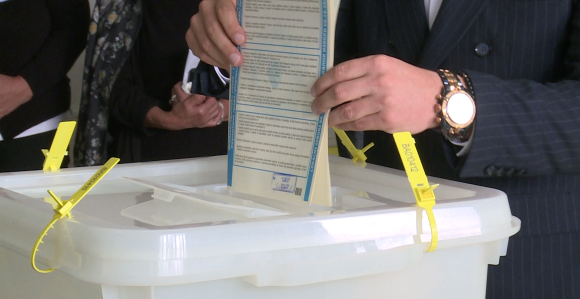 Ko ide u borbu za mandate i funkciju predsjednika RS?