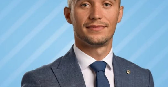 "Samo jedno pitanje za premijera?! Da li ste spremni..."