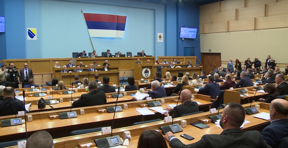 Čak 58 aktuelnih poslanika NSRS ponovo u trci