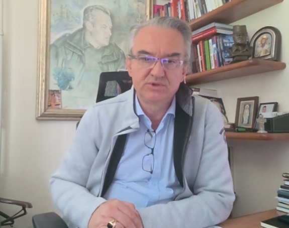 Дарко Младић ће посјетити оца, а сутра ће га прегледати љекар из Србије