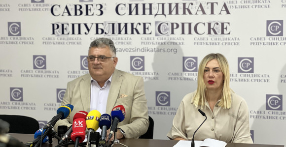 Podići plate i vratiti ugled radnicima u prosvjeti