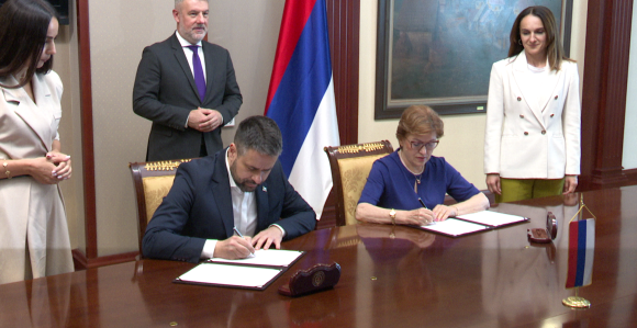 Vlast zadužila Srpsku za novih skoro 90 miliona KM, polovina ide za dugove UKC-a