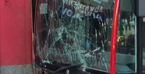 Autobus sletio sa puta u Nišu, povrijeđeno šest osoba