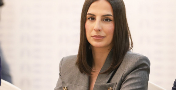 SNSD je o Miniću rekao sve samo jednim transparentom