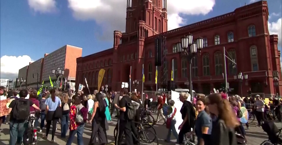 Njemačka: Protest u preko 35 gradova zbog ekstremne desnice