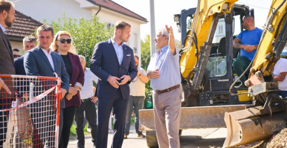 Gradonačelnik obišao radove rekonstrukcije vodovodne mreže