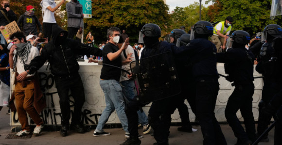 U protestima u Francuskoj uhapšeno najmanje 488 ljudi