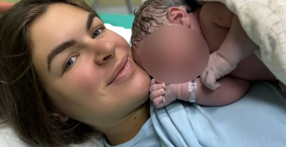 Čestitke: Ima 27 godina, a već je majka petoro djece