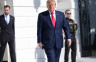 Трамп поручио да ће признати резултате под једним условом