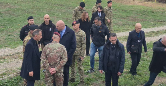Ministar odbrane Italije posjetio mjesto nesreće