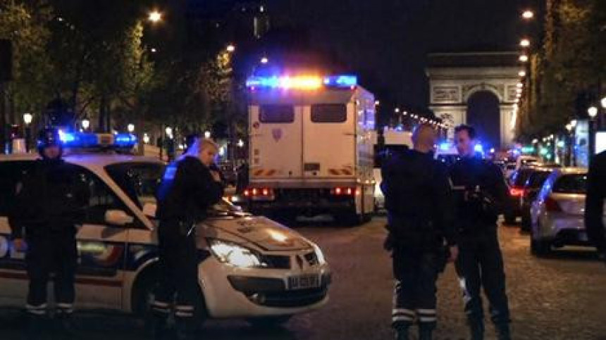 Терористички напад у Паризу