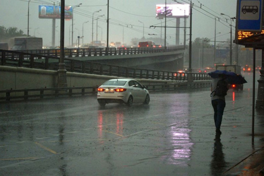 Oluja u Moskvi: Stradalo dijete