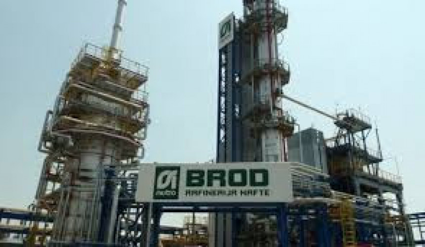Рафинерија нафте у Броду дала 65 отказа радницима