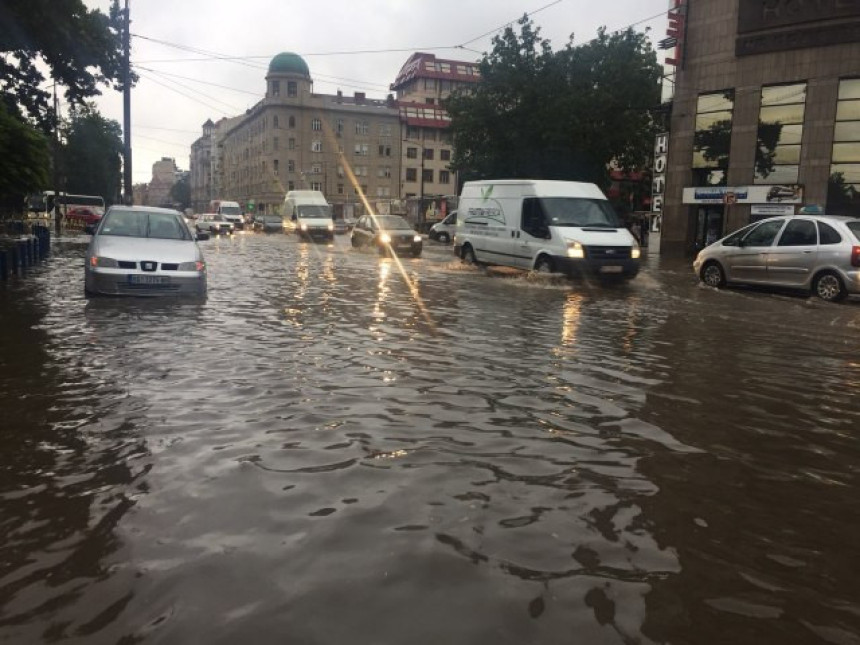 Pravi potop na ulicama Beograda