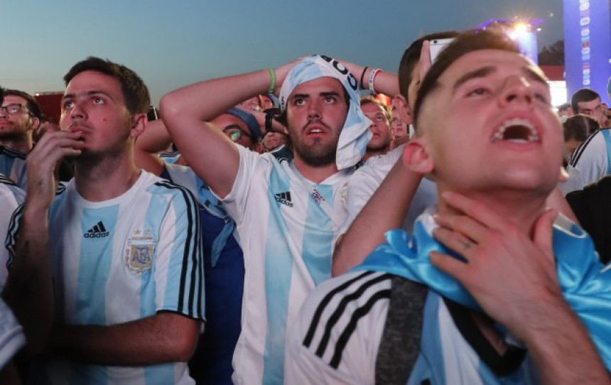 "Срамота, бексрајни понор, Аргентина је ругло Мундијала!"