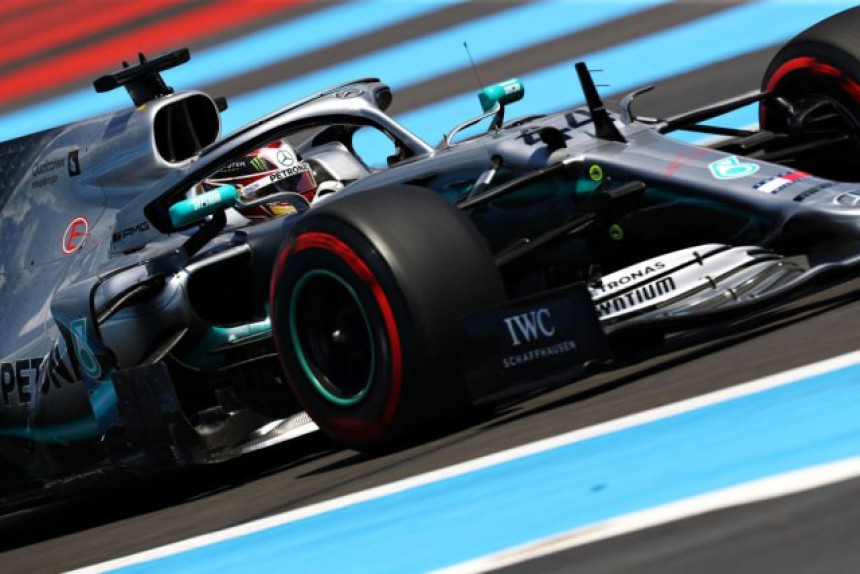 F1: Hamiltonu pol u Francuskoj!