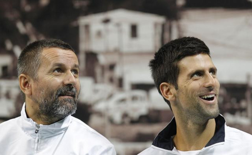 Obradović: Novak nek potraži savet od Federera!