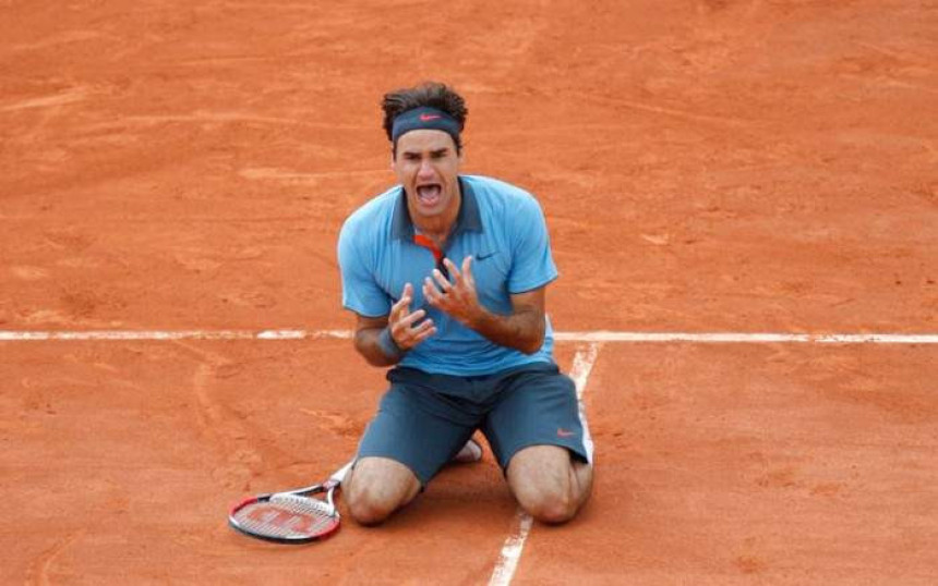 Federer želi bar još jednom da zaigra na Rolan Garosu!