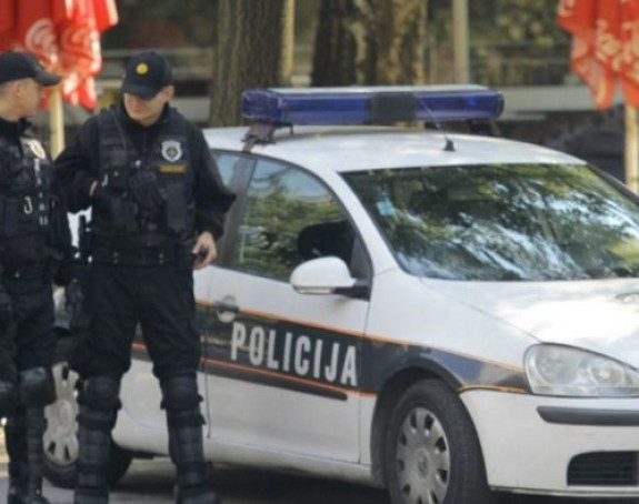 Pretresi zbog droge i oružja