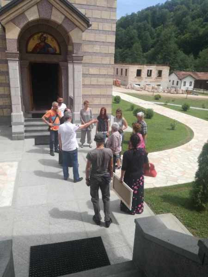 Slikari obišli manastir Osovica 
