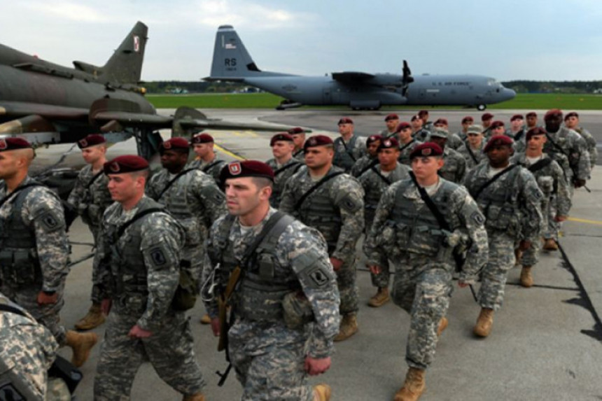 SAD povlače vojsku iz Seula