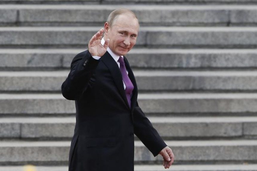 Putin u Sloveniju ne ide praznih ruku