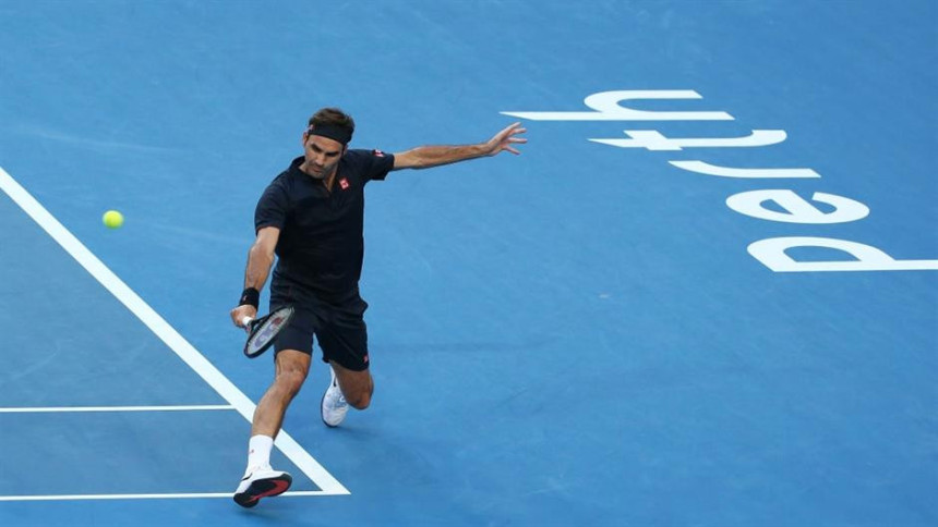 Federer surov, u prvom meču nove sezone!